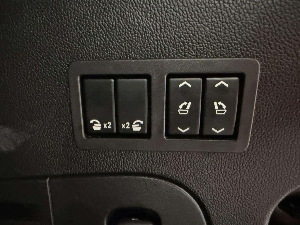GMC Yukon 4WD 4dr SLT 2019