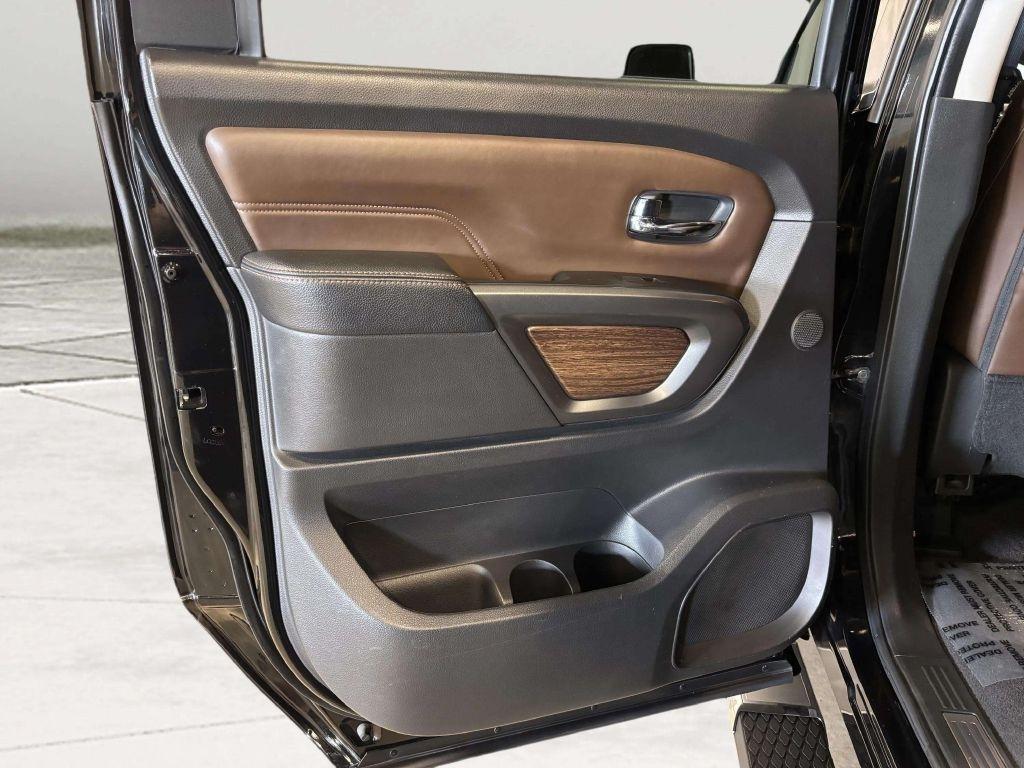 Nissan Titan XD  2017