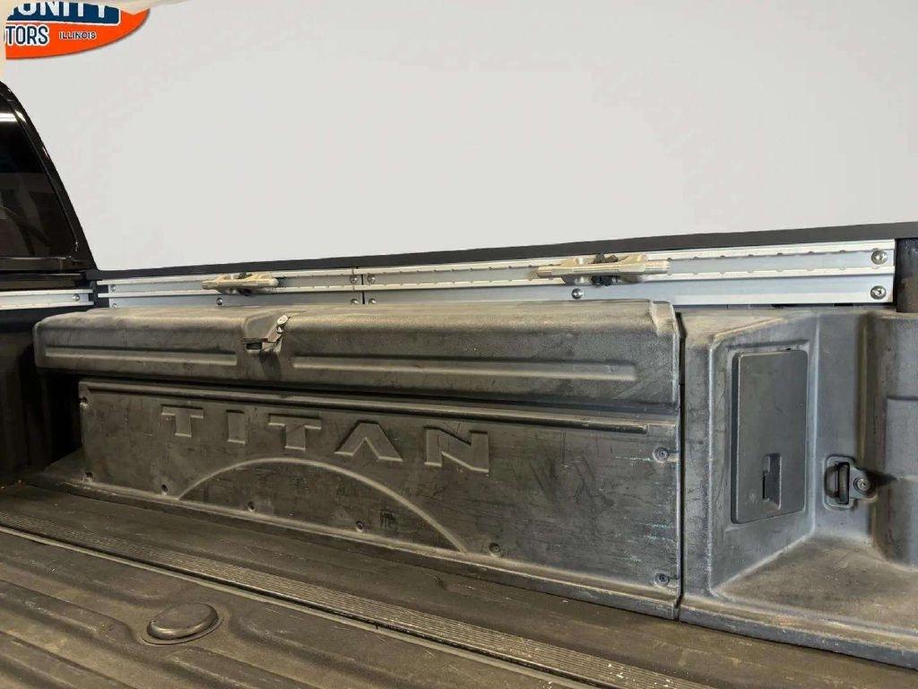 Nissan Titan XD  2017