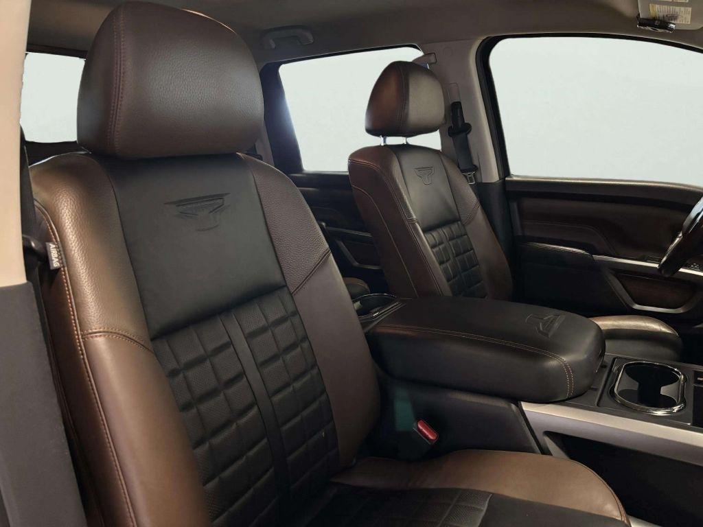 Nissan Titan XD  2017