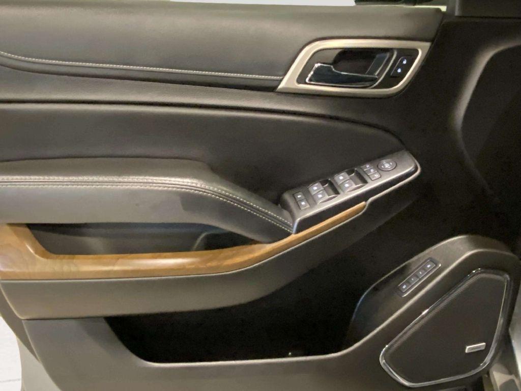 GMC Yukon XL 4WD 4dr Denali 2020