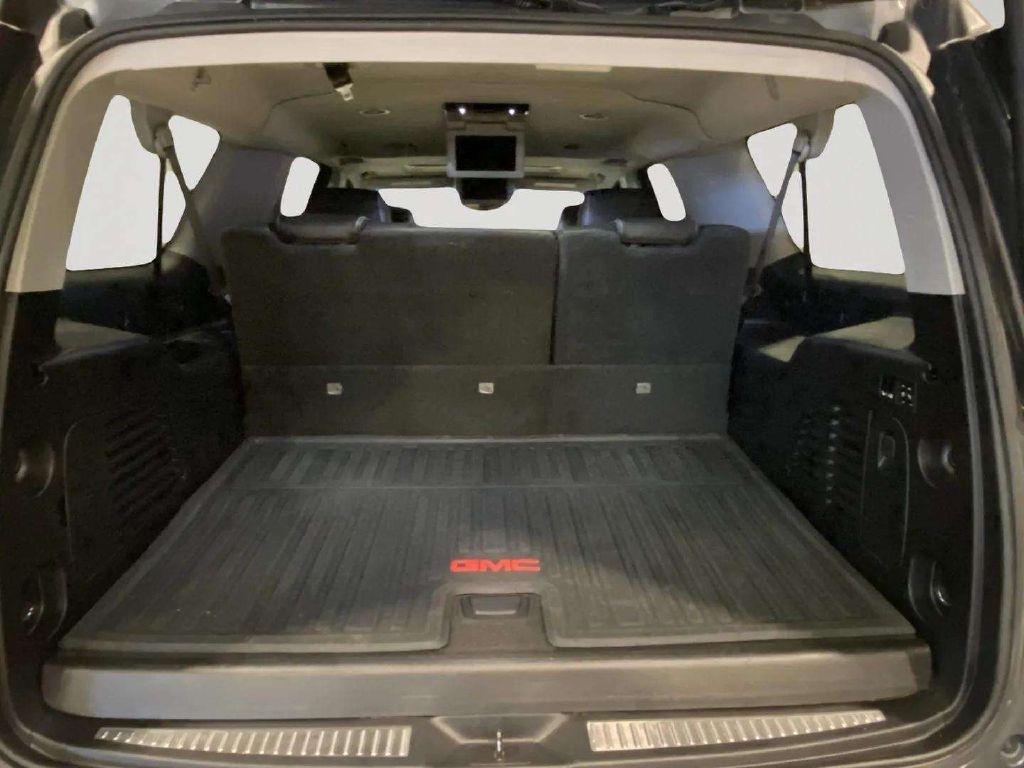 GMC Yukon XL 4WD 4dr Denali 2020