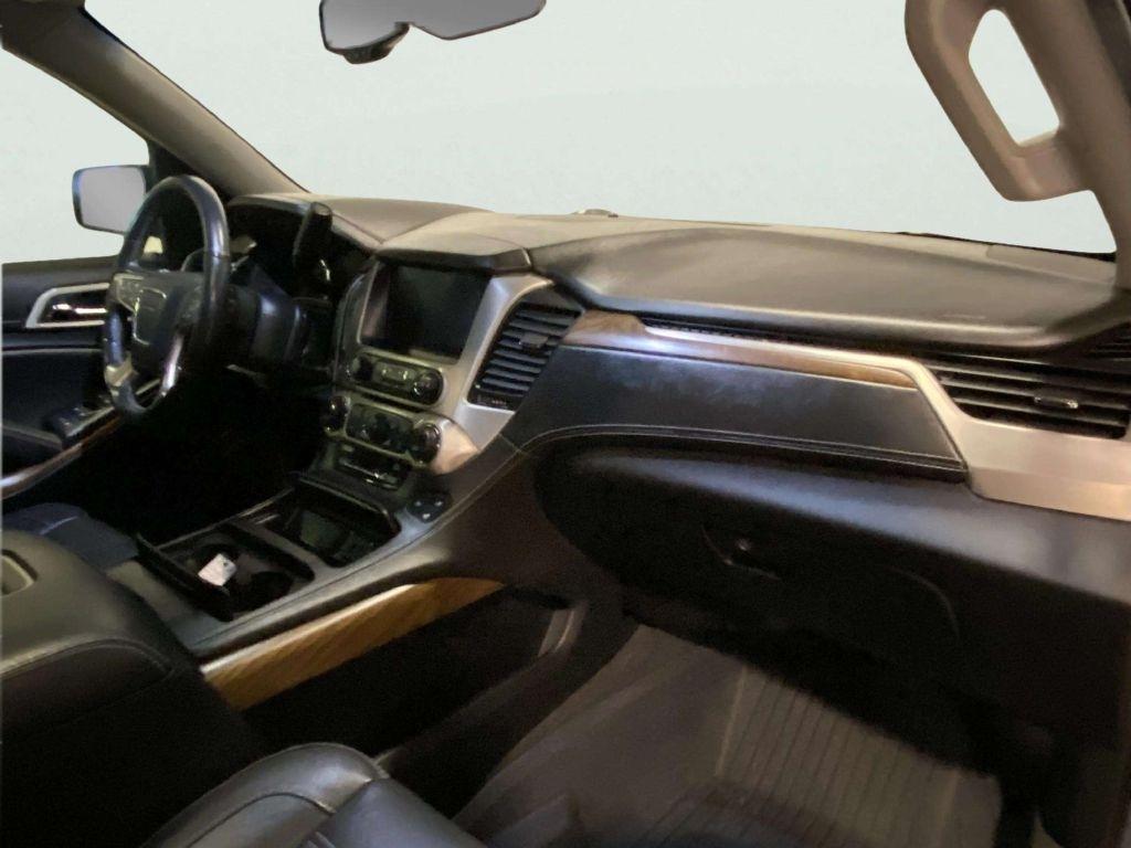 GMC Yukon XL 4WD 4dr Denali 2020