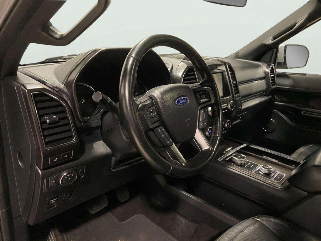 Ford Expedition  2020