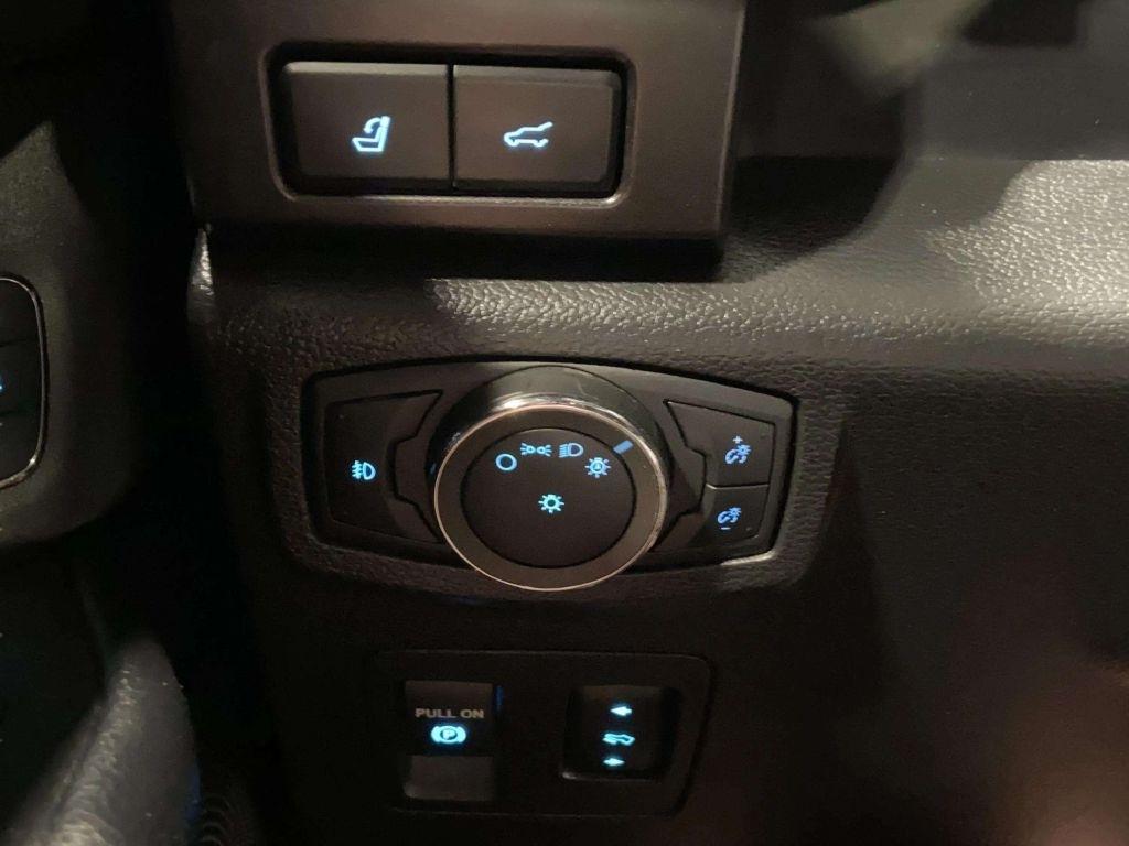 Ford Expedition  2020