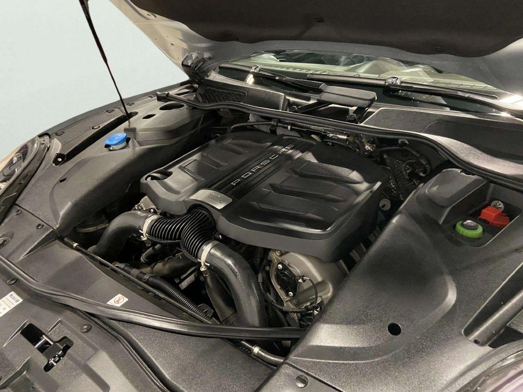 Porsche Cayenne  2017