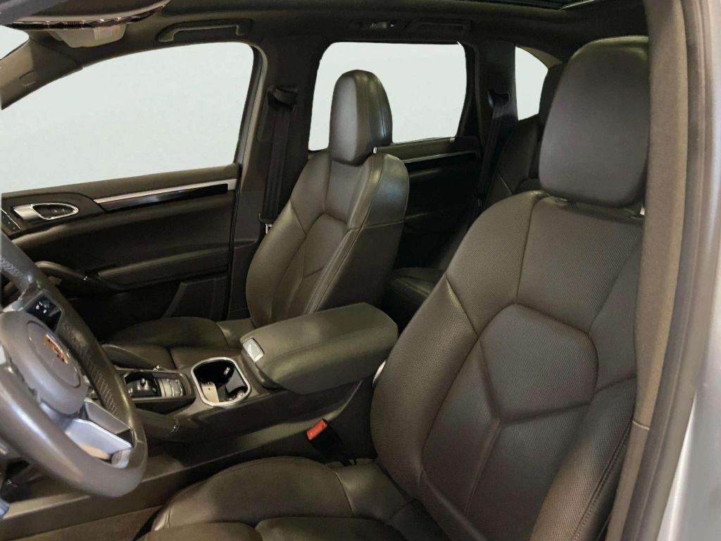 Porsche Cayenne  2017