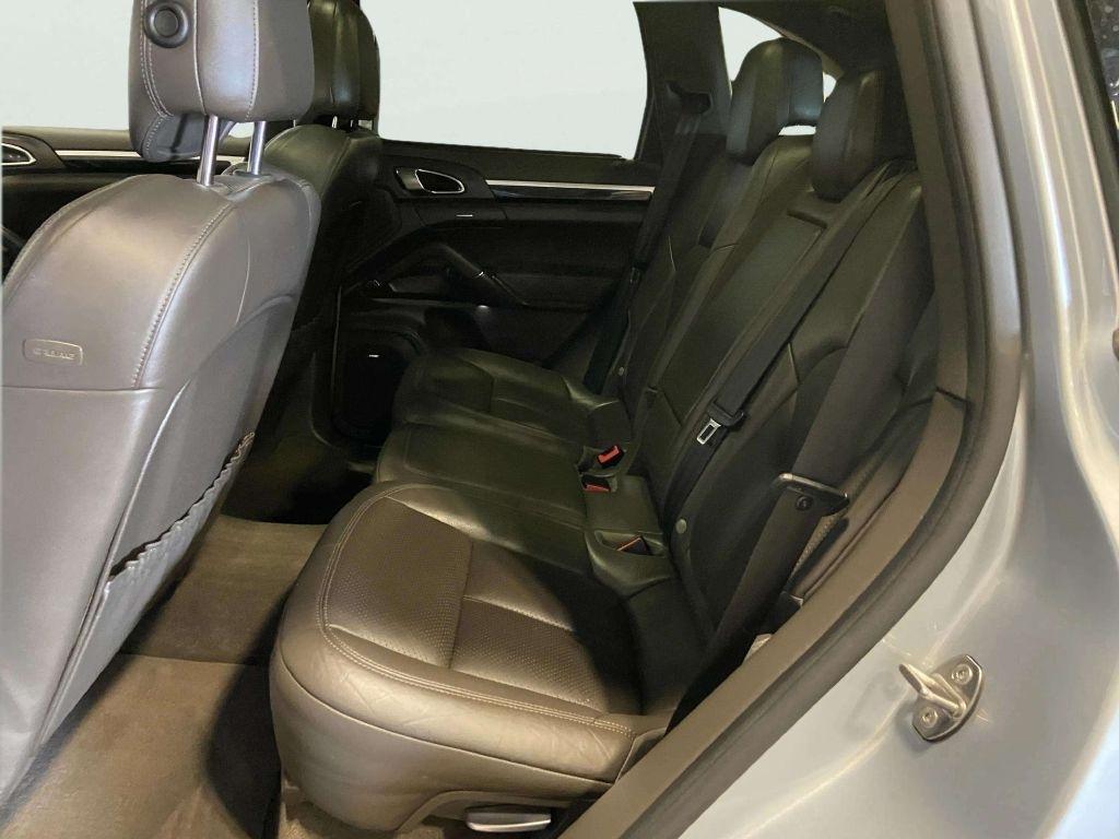 Porsche Cayenne  2017