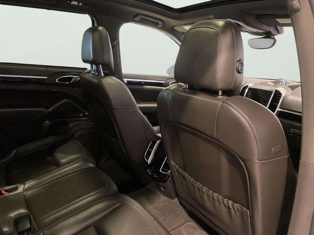 Porsche Cayenne  2017