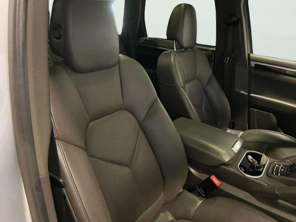 Porsche Cayenne  2017