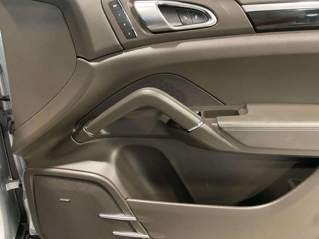 Porsche Cayenne  2017