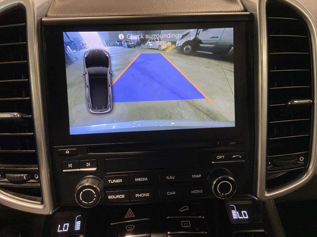 Porsche Cayenne  2017