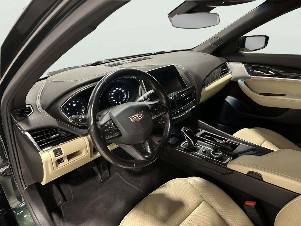 Cadillac CT5  2020