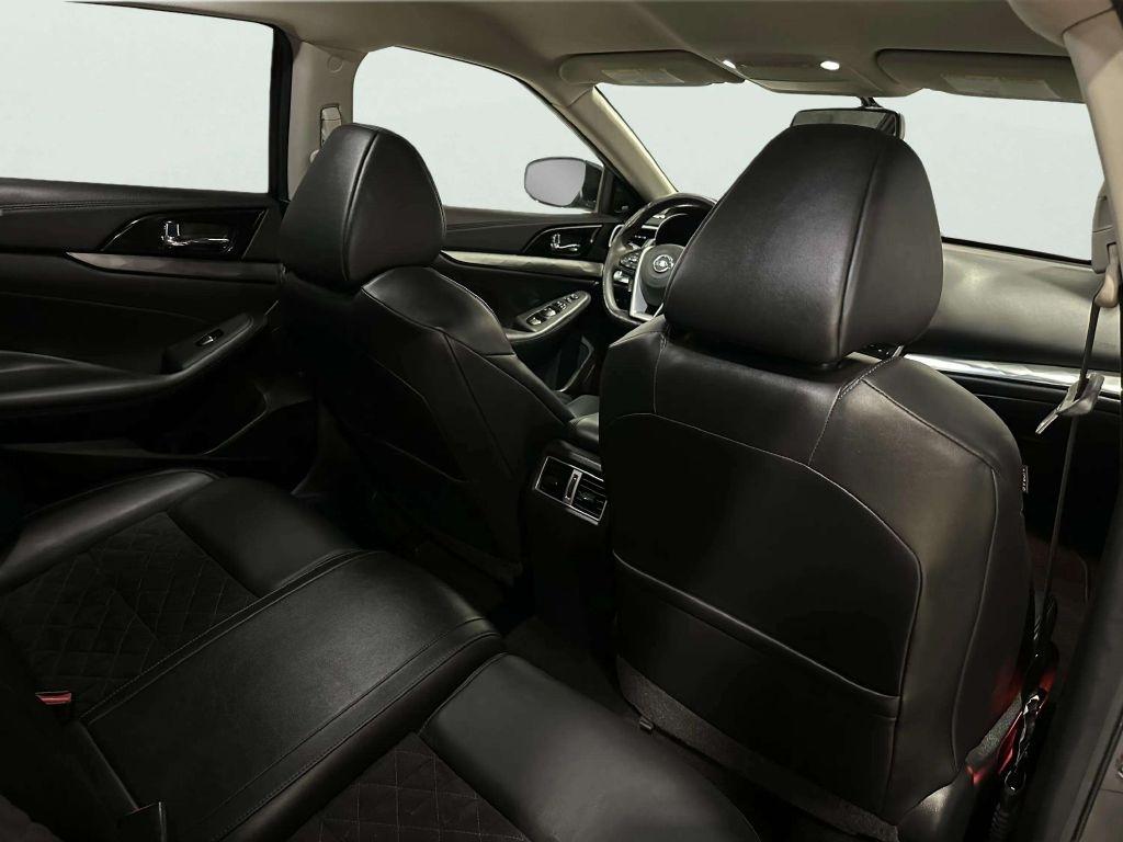 Nissan Maxima  2017