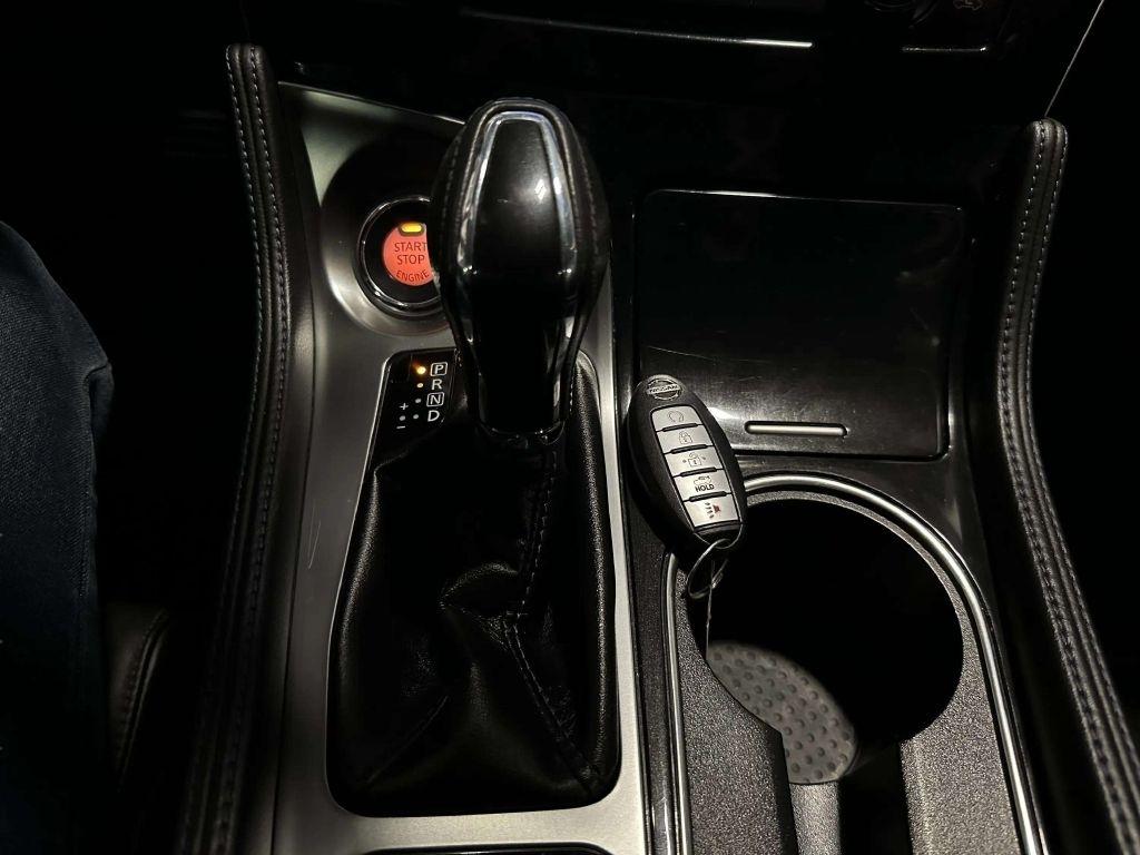 Nissan Maxima  2017