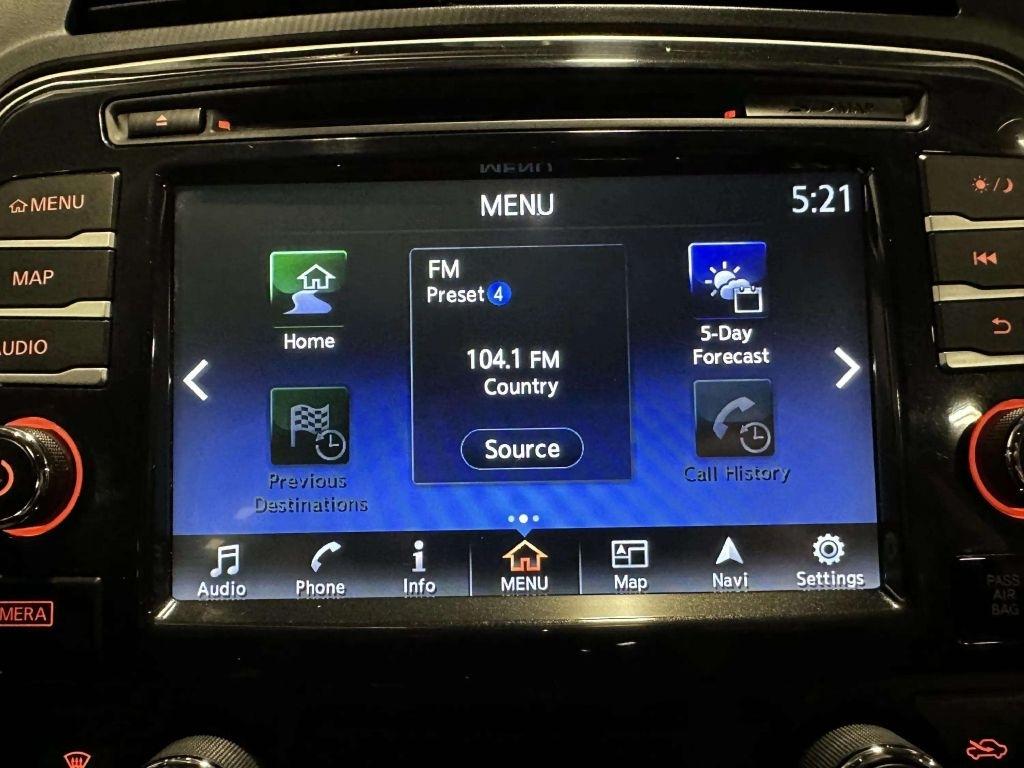 Nissan Maxima  2017