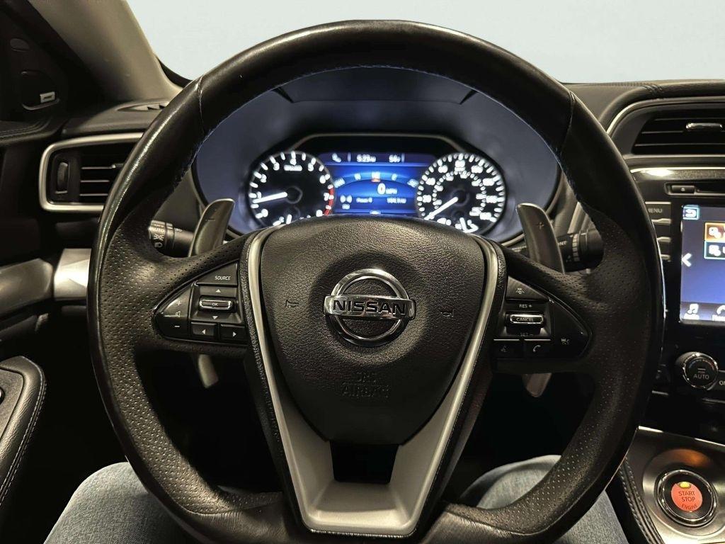 Nissan Maxima  2017