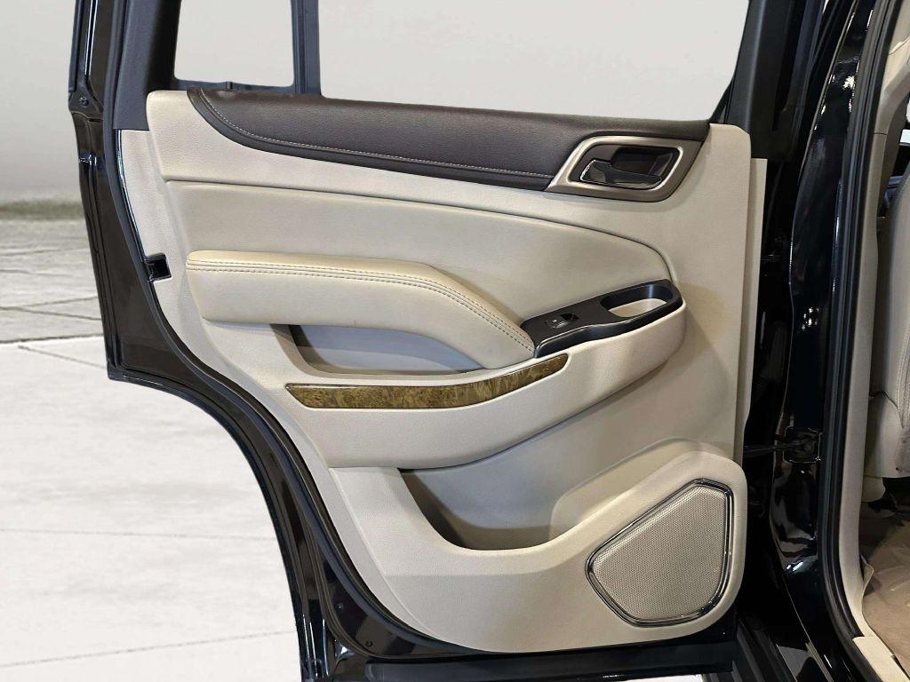 GMC Yukon Denali  2017