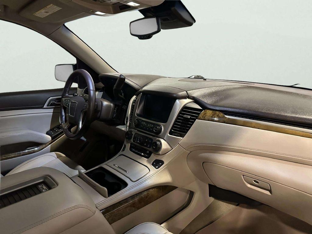 GMC Yukon Denali  2017