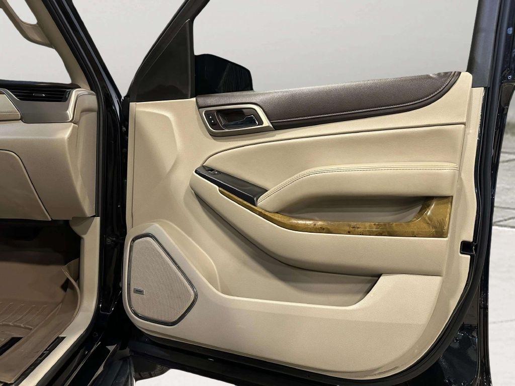 GMC Yukon Denali  2017