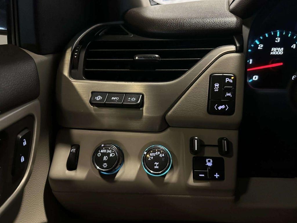 GMC Yukon Denali  2017