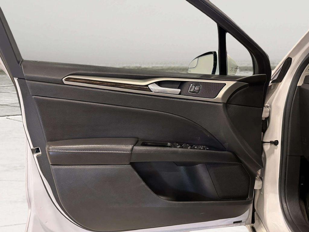 Ford Fusion  2014
