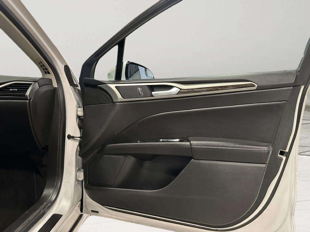 Ford Fusion  2014