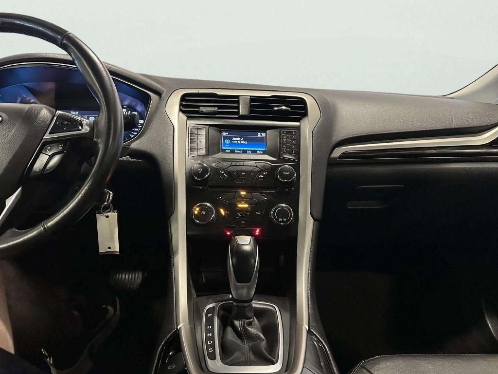 Ford Fusion  2014