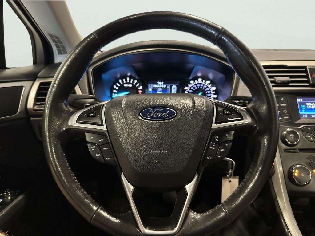 Ford Fusion  2014