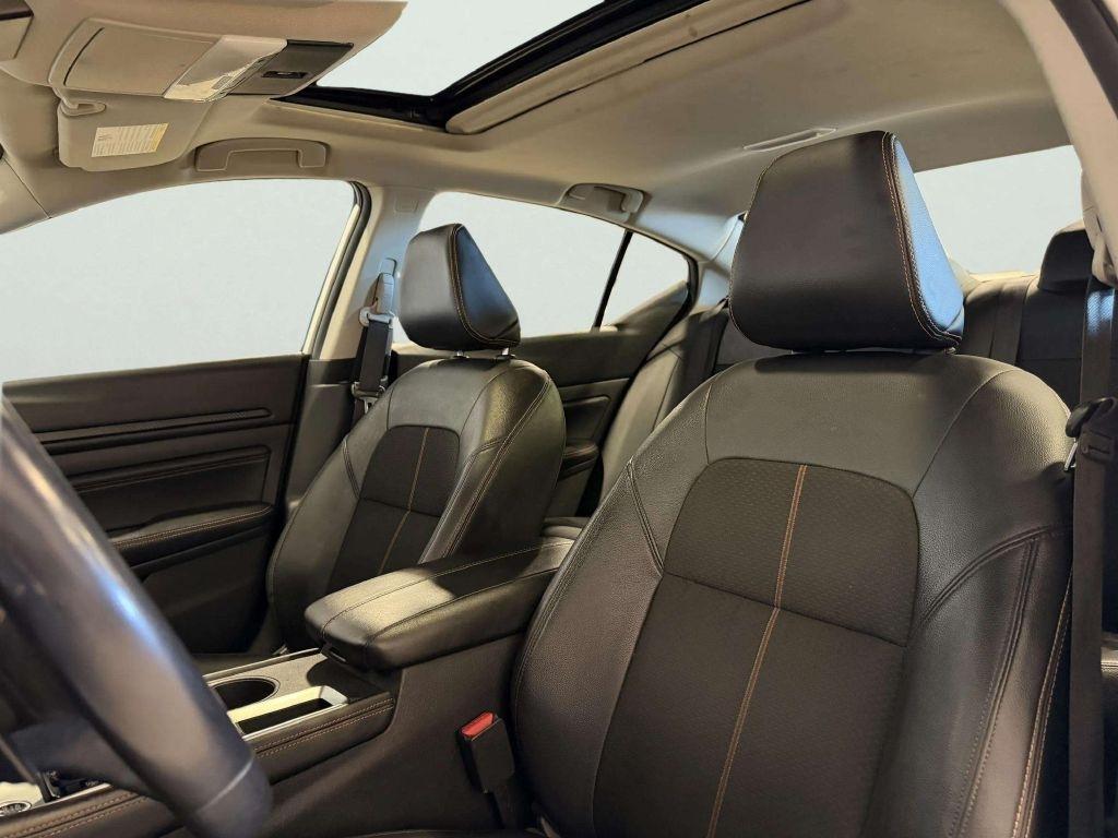 Nissan Altima  2021