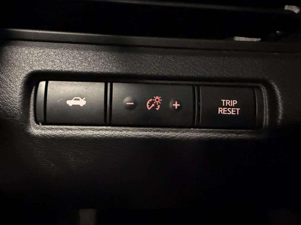 Nissan Altima  2021