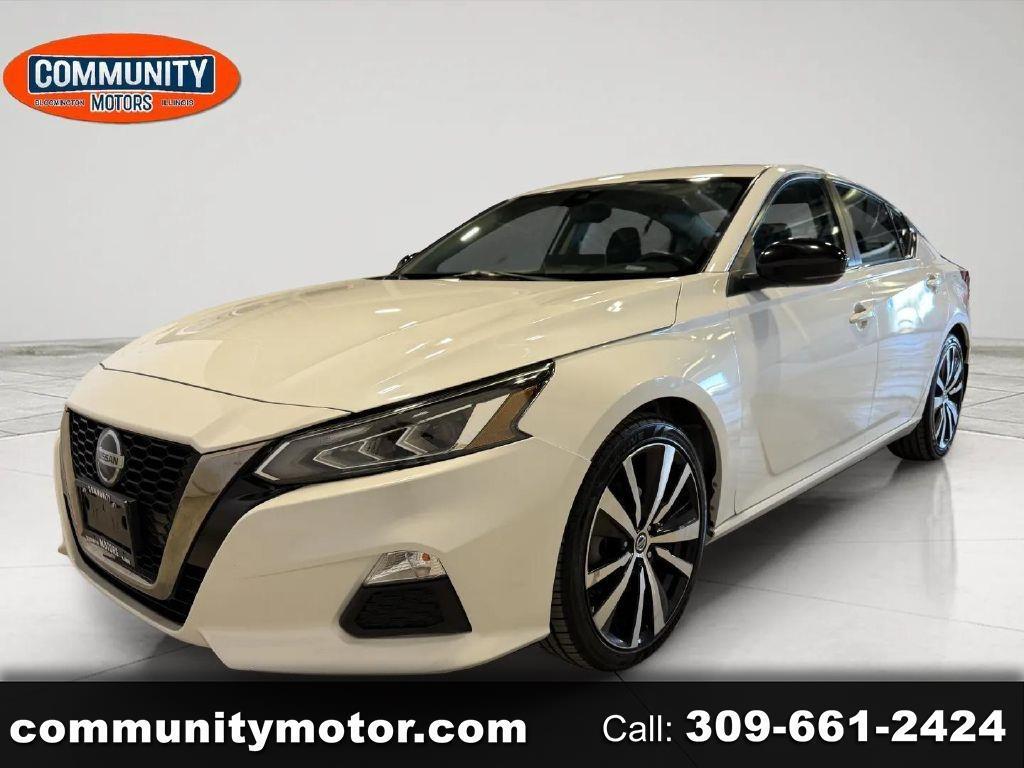 Nissan Altima  2021