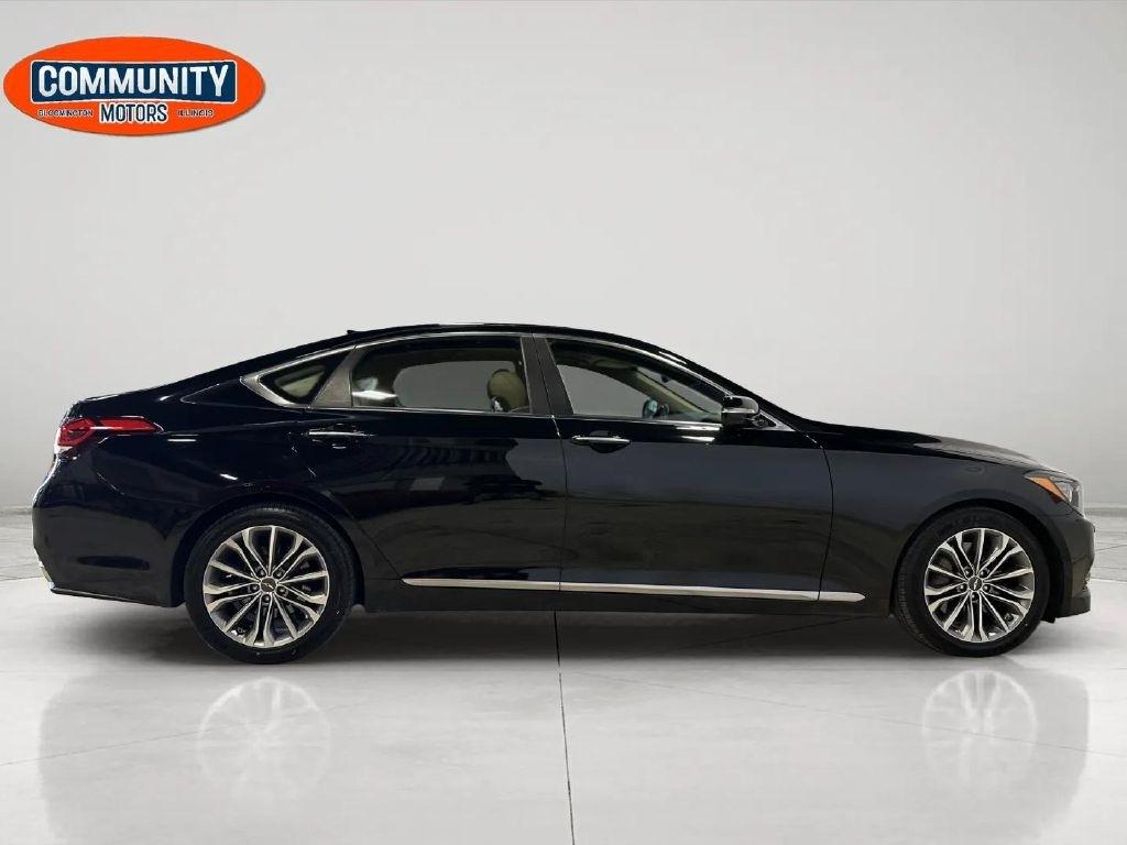 Hyundai Genesis  2016