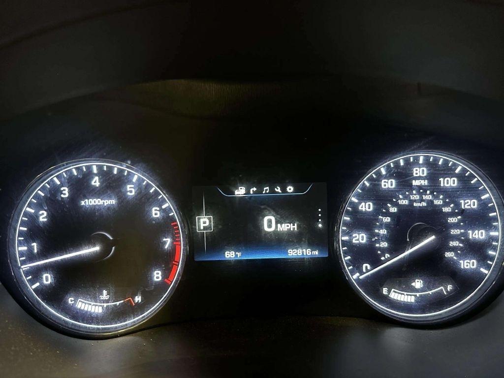 Hyundai Genesis  2016