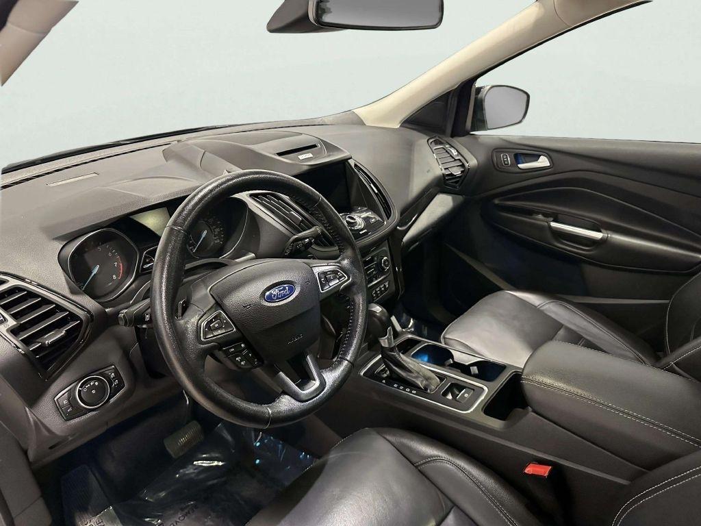 Ford Escape  2017