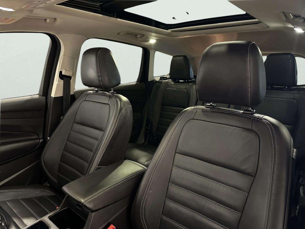 Ford Escape  2017