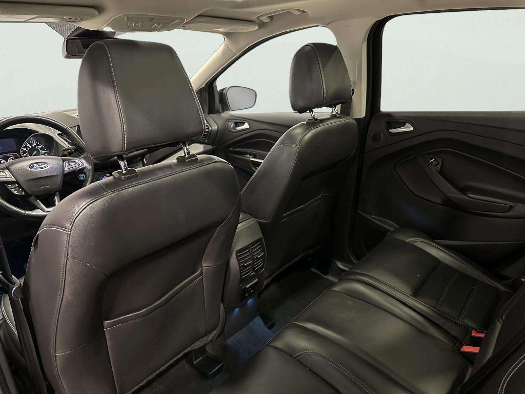 Ford Escape  2017