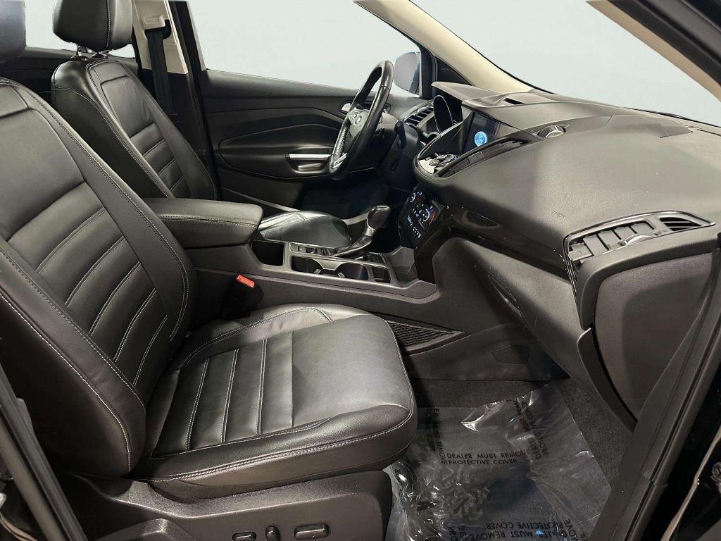 Ford Escape  2017