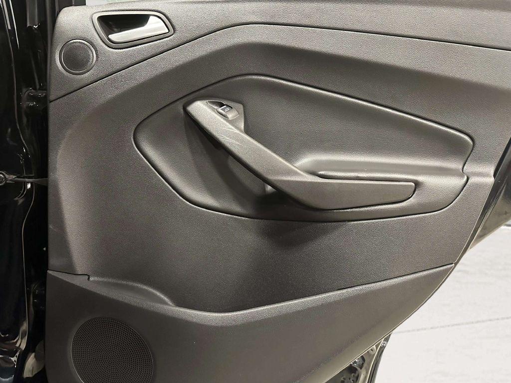 Ford Escape  2017