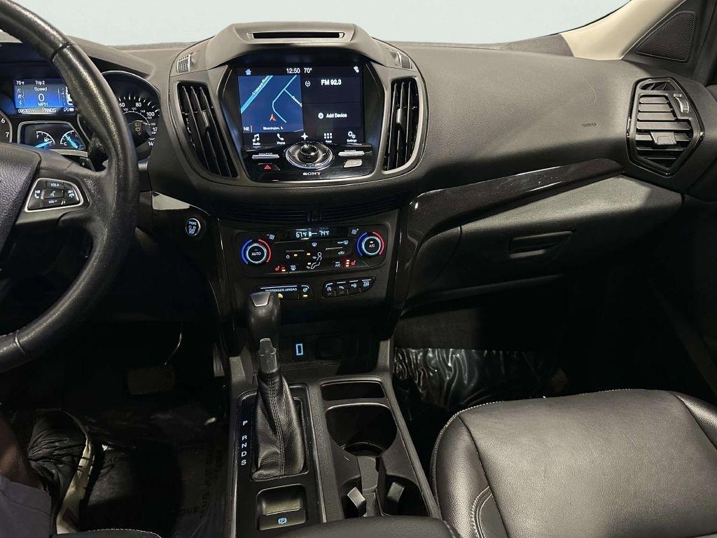 Ford Escape  2017