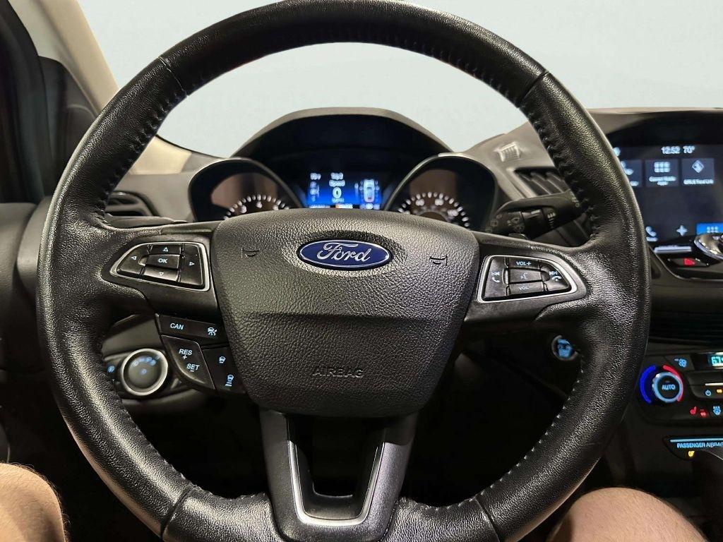 Ford Escape  2017