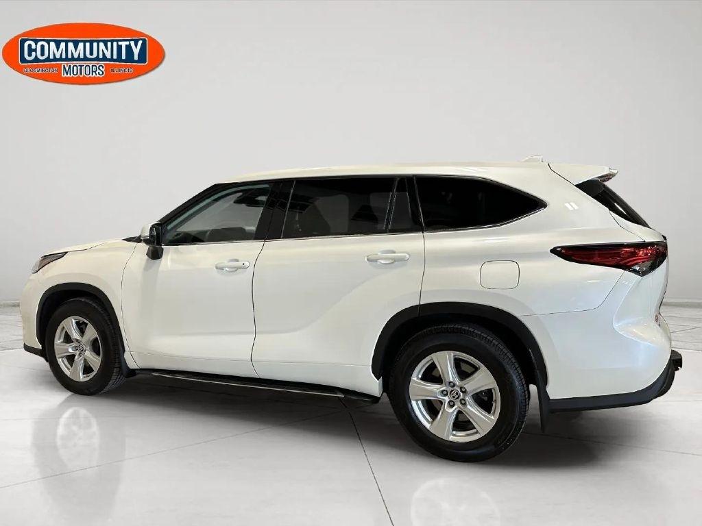 Toyota Highlander  2021