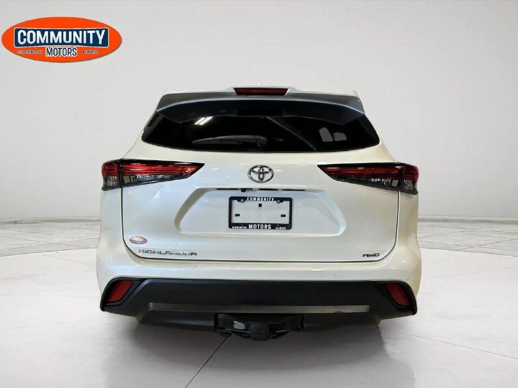 Toyota Highlander  2021