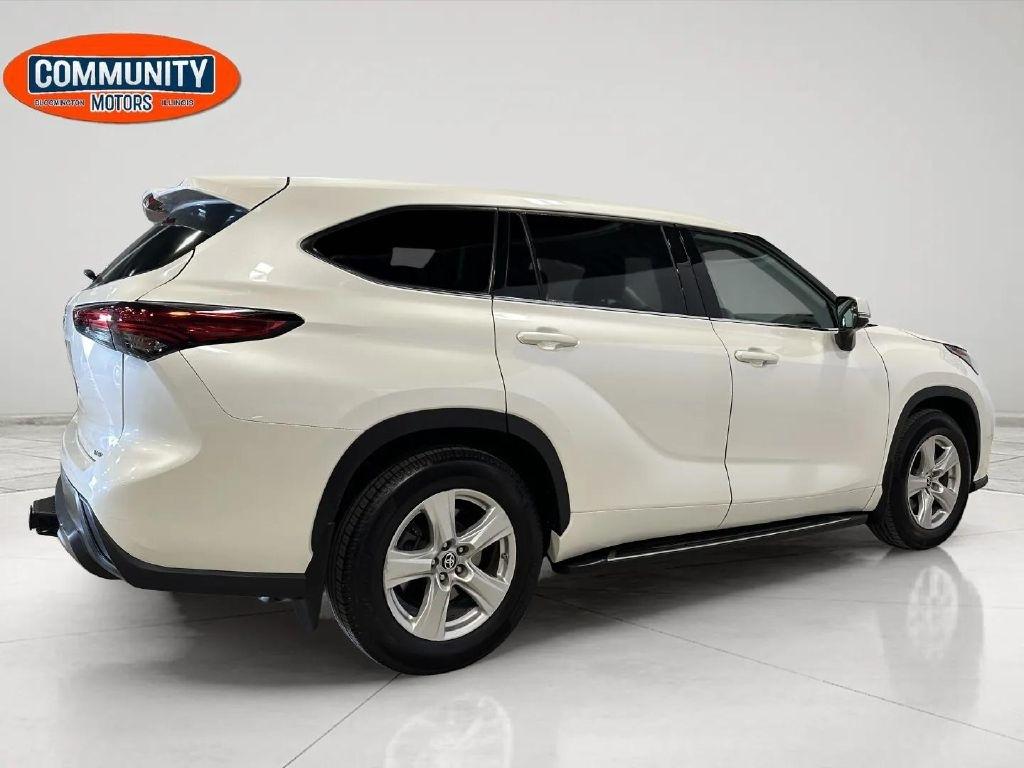 Toyota Highlander  2021