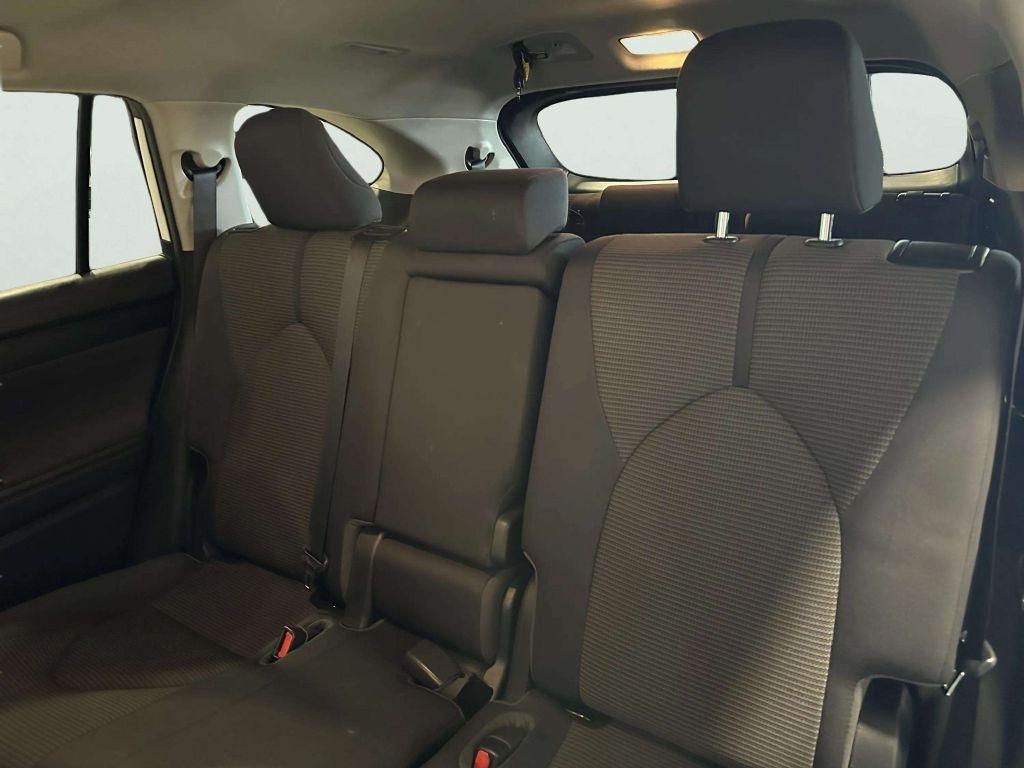 Toyota Highlander  2021