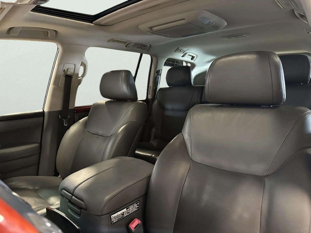 Lexus LX 570  2009