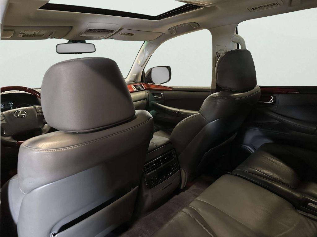Lexus LX 570  2009