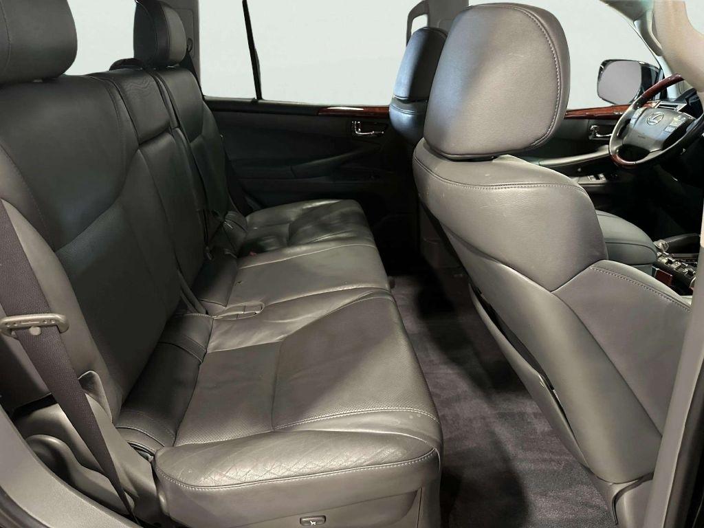 Lexus LX 570  2009