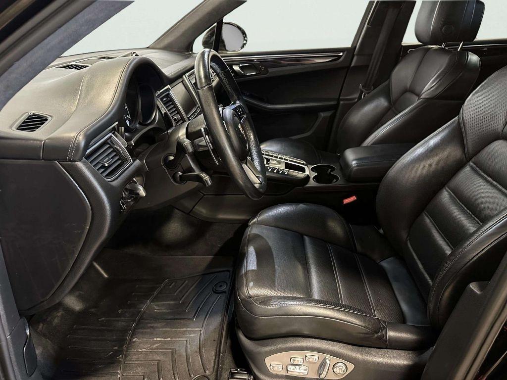 Porsche Macan  2015