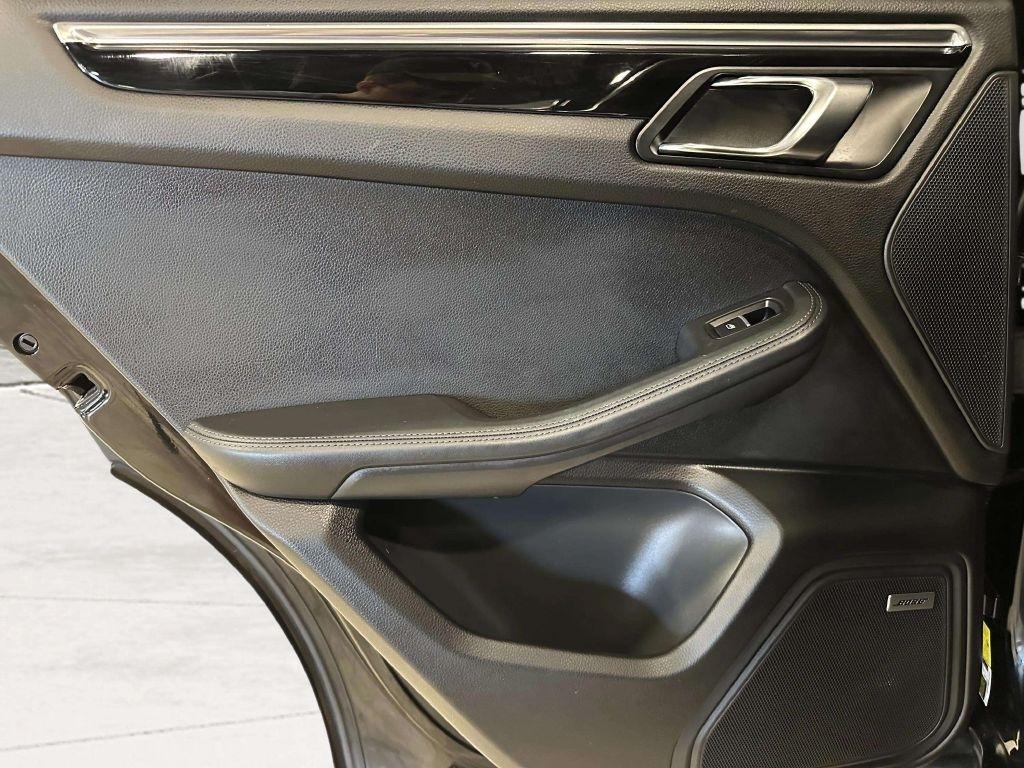 Porsche Macan  2015